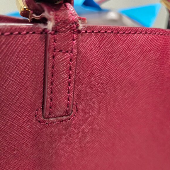 Tory Burch Burgundy Saffiano Leather Emerson Tote Bag w/Gold Tone Hardware - Picture 10 of 11